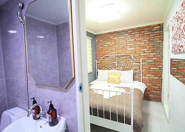 Wawoosan Apartment Seoul